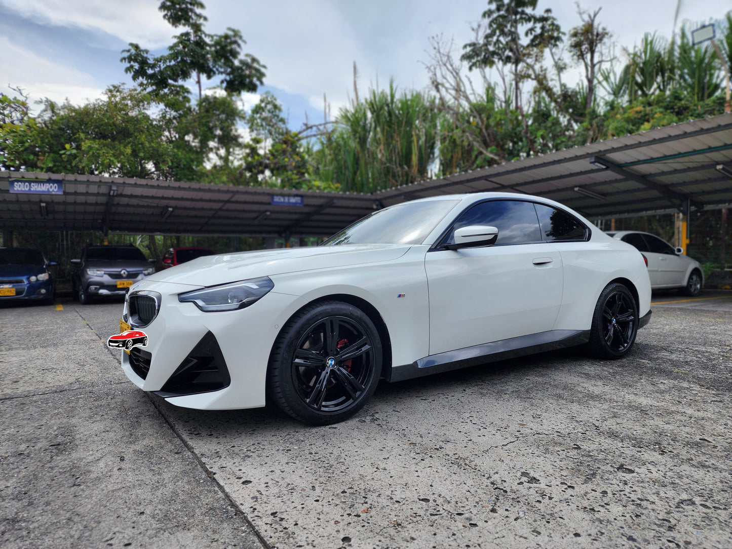 BMW 220i F22 COUPE SPORTLINE