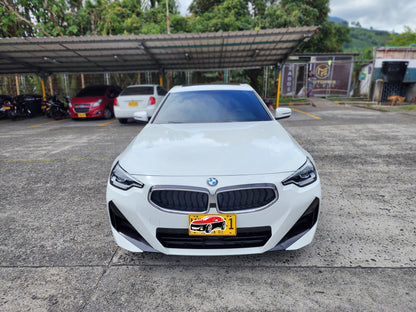 BMW 220i F22 COUPE SPORTLINE