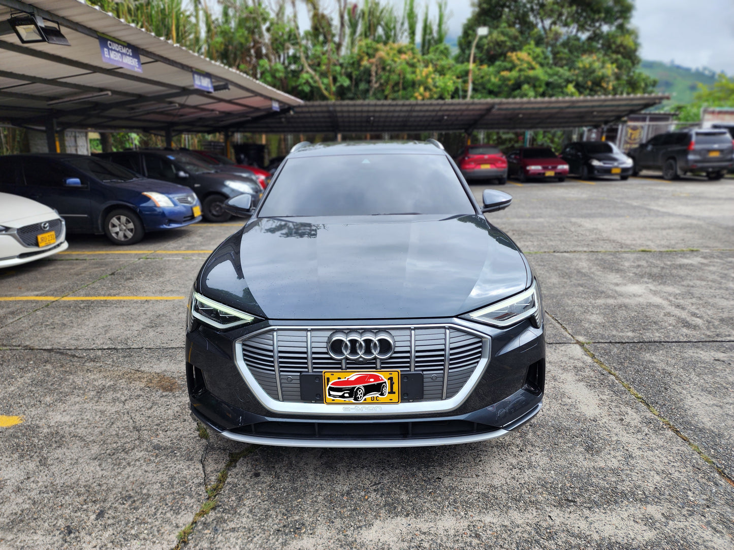 AUDI Q8 E-TRON 55 QUATTRO