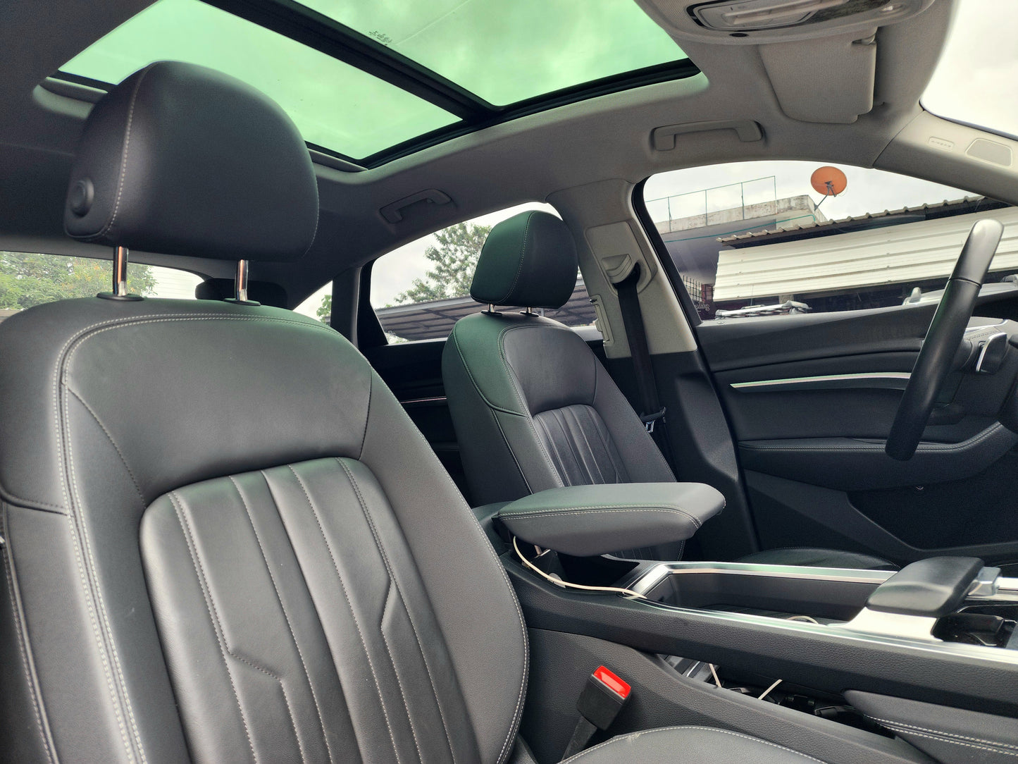 AUDI Q8 E-TRON 55 QUATTRO