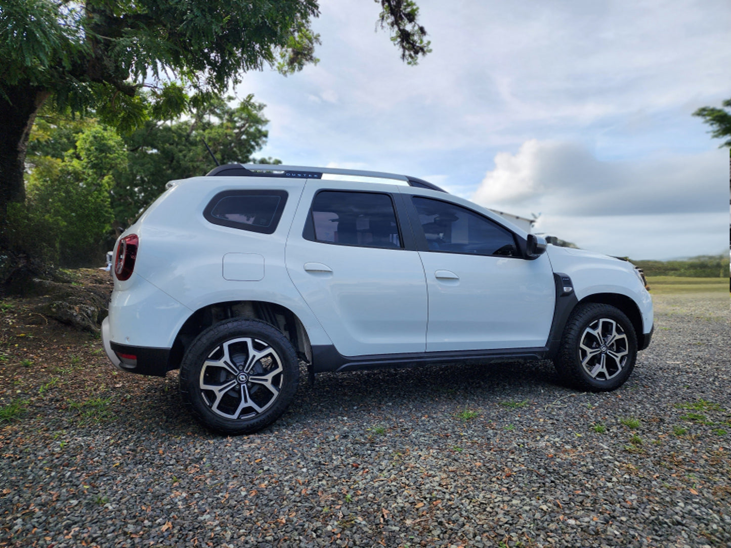 RENAULT DUSTER ICONIC