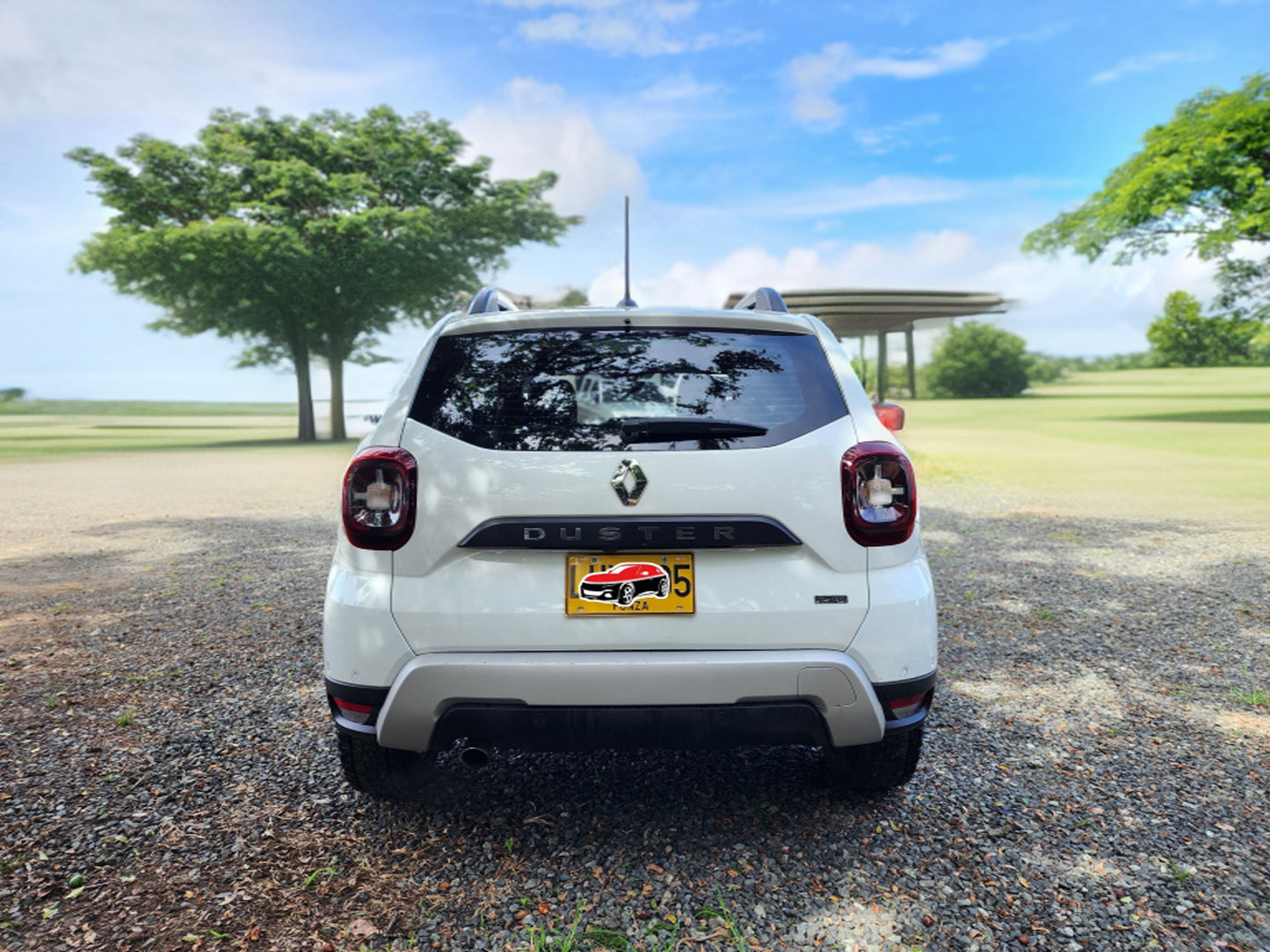 RENAULT DUSTER ICONIC