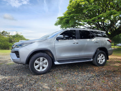 TOYOTA FORTUNER SRV