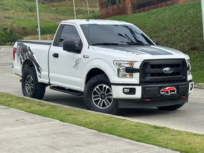FORD F150 XLT