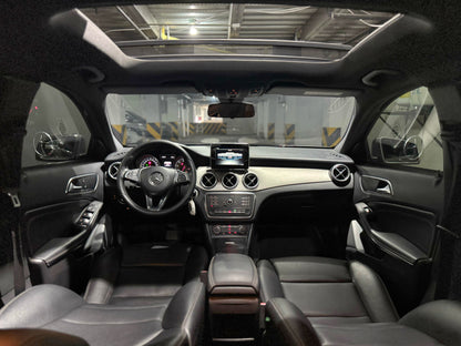 MERCEDES BENZ GLA 200